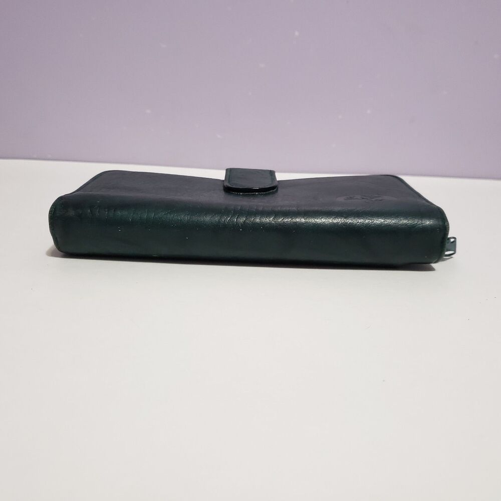 Buxton Genuine Leather Green Women's Zip Around Wallet 7"×4" - Picture 8 of 10